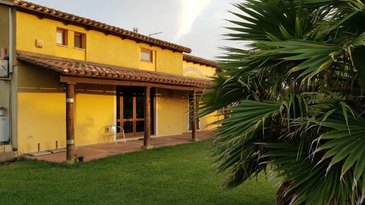 Affittacamere Luti Massama Exterior photo